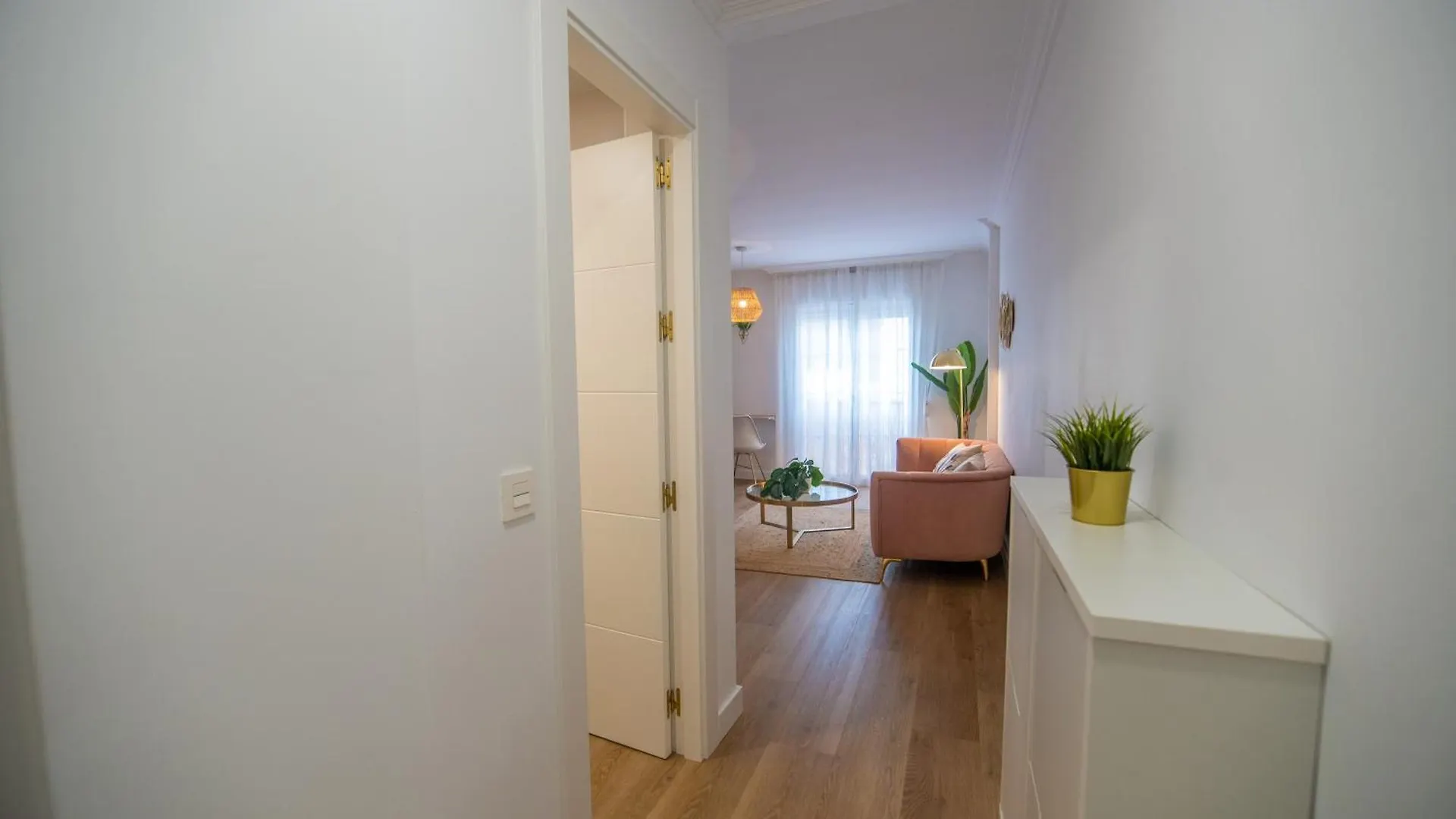 מאלגה Prensa & Nice Courtyard By Ele Apartments ספרד