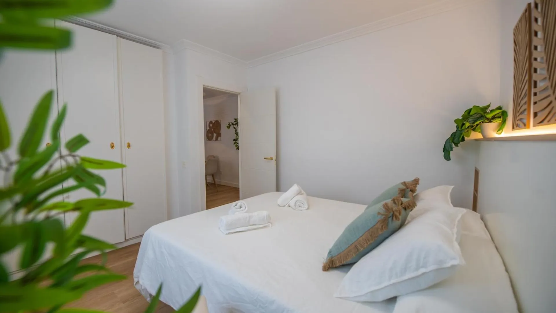 מאלגה Prensa & Nice Courtyard By Ele Apartments